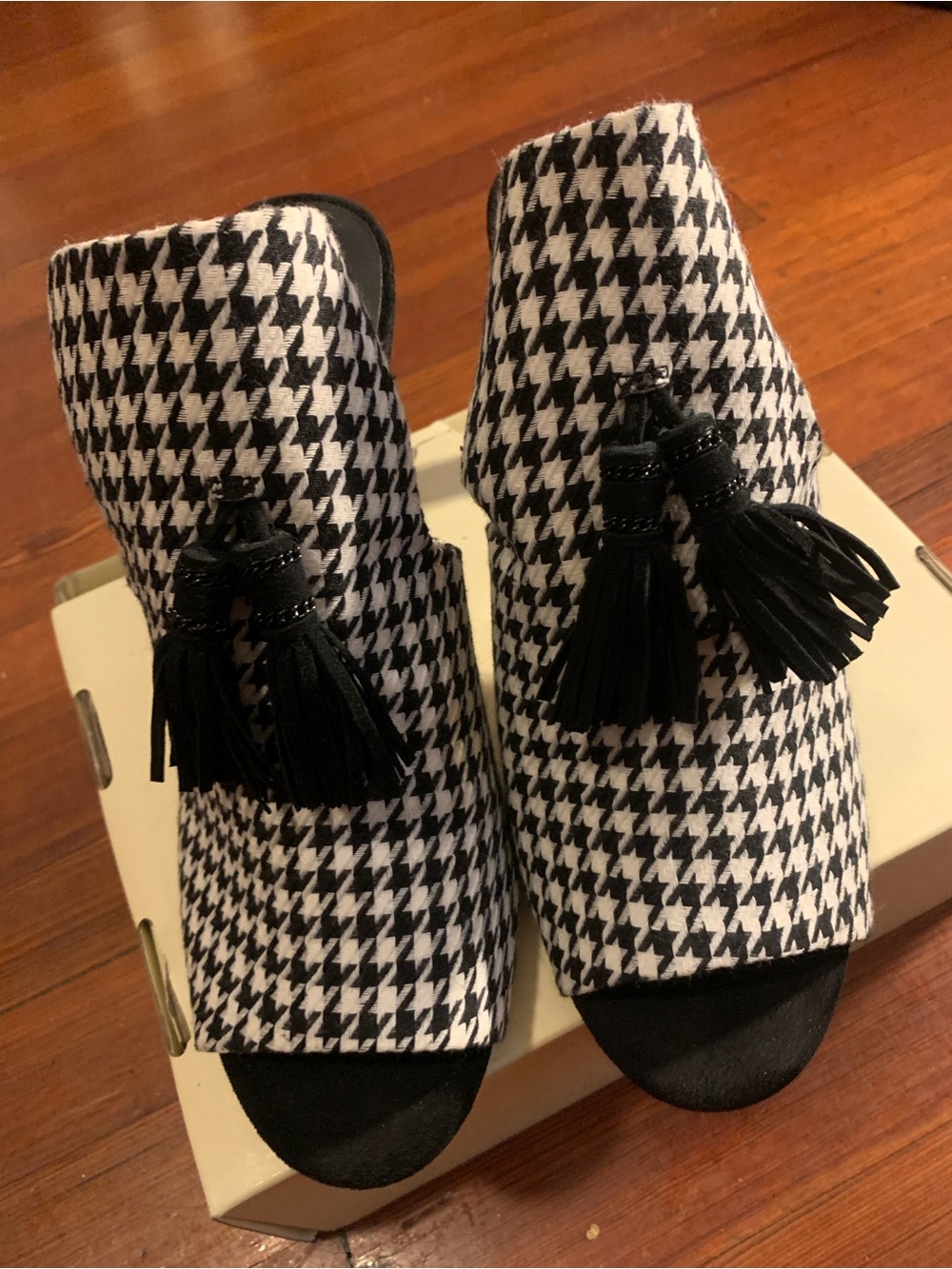 Karl Lagerfeld Houndstooth Tassel Peep-Toe Mules - Black & White